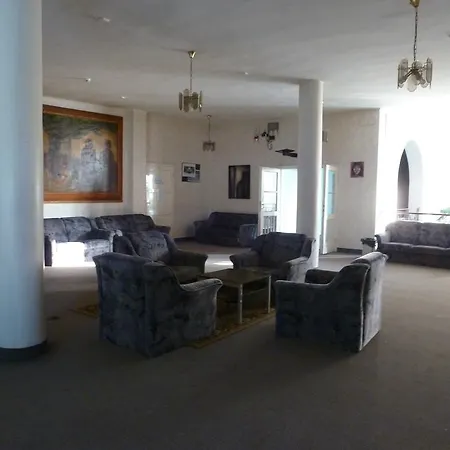 Hostel Tomori Pal Foiskola Kollegiuma